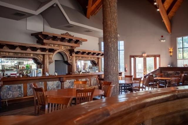 The Retreat On Charleston Peak Hotel Mount Charleston Екстериор снимка